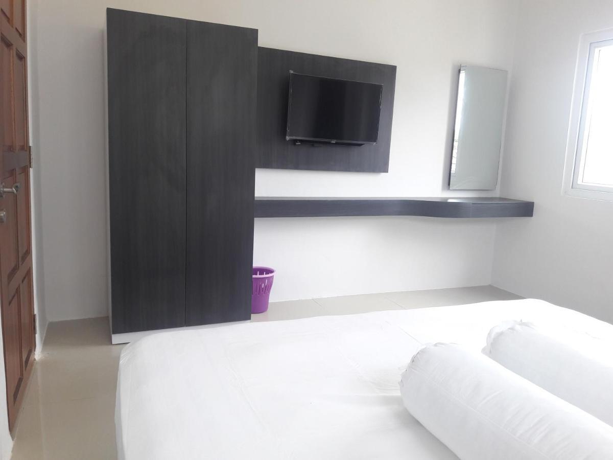 Azalia Residence Palembang Extérieur photo