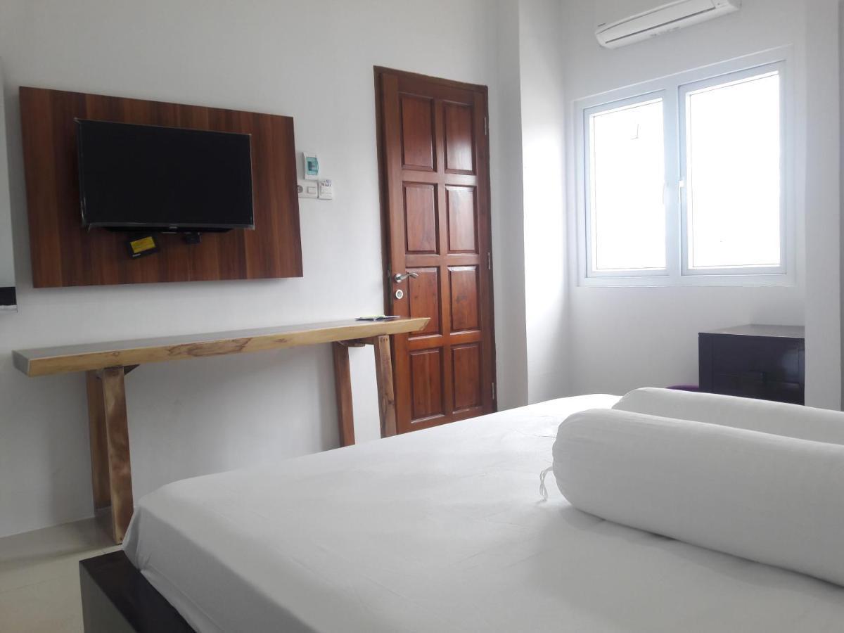 Azalia Residence Palembang Extérieur photo